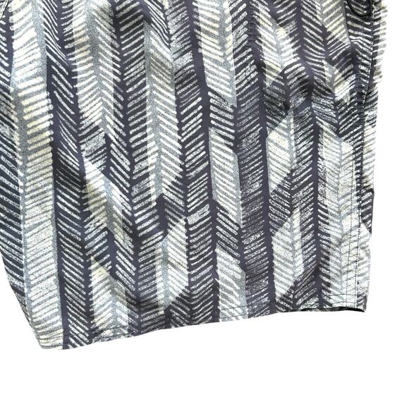 Outerknown Kelly Slater Surf Board Shorts Mens 34 Blue Chevron Athleisure Swim - Picture 8 of 12